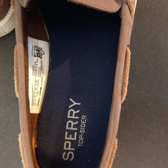VGUC. Sperry topsider size 6.5. - Picture 4 of 7